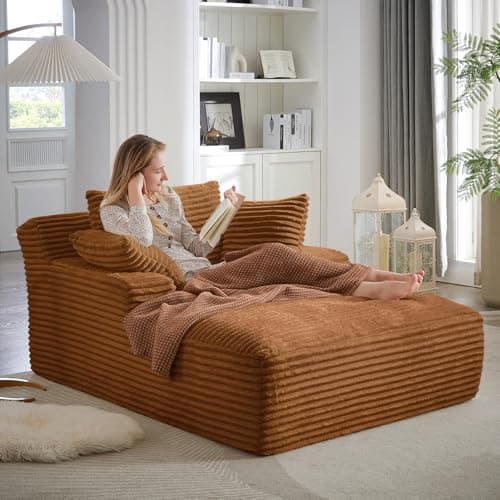 Oversized Chaise Lounge Chair for Indoor Use in White