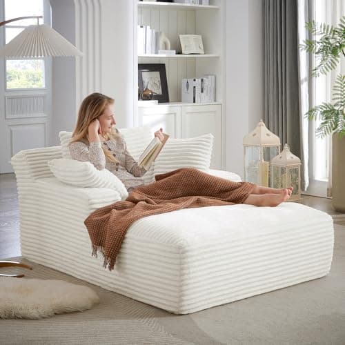 Oversized Chaise Lounge Chair for Indoor Use in White