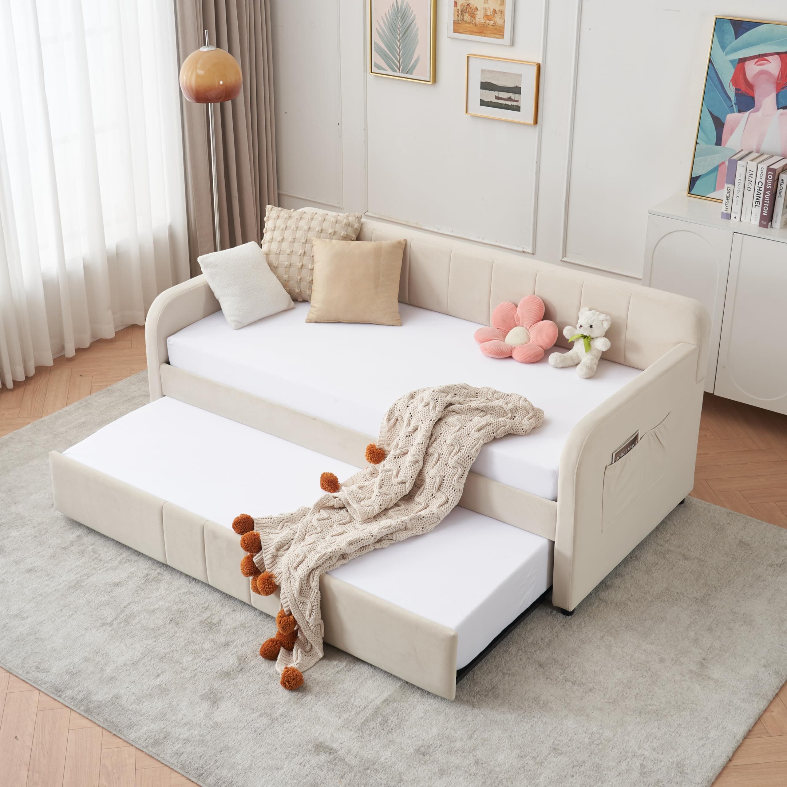 Twin Velvet Daybed with Pop-up Trundle & USB Port, Space-Saving & Easy Assembly
